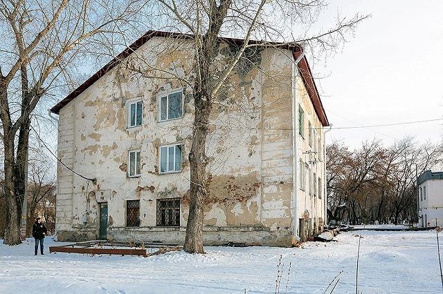 обл. Курганская, г. Курган, ул. Ястржембского, д. 39Б-фасад здания