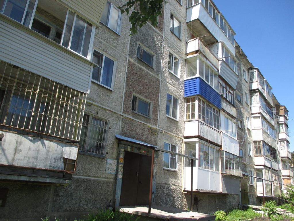 обл. Курганская, г. Шадринск, ул. Ефремова, д. 22-фасад здания