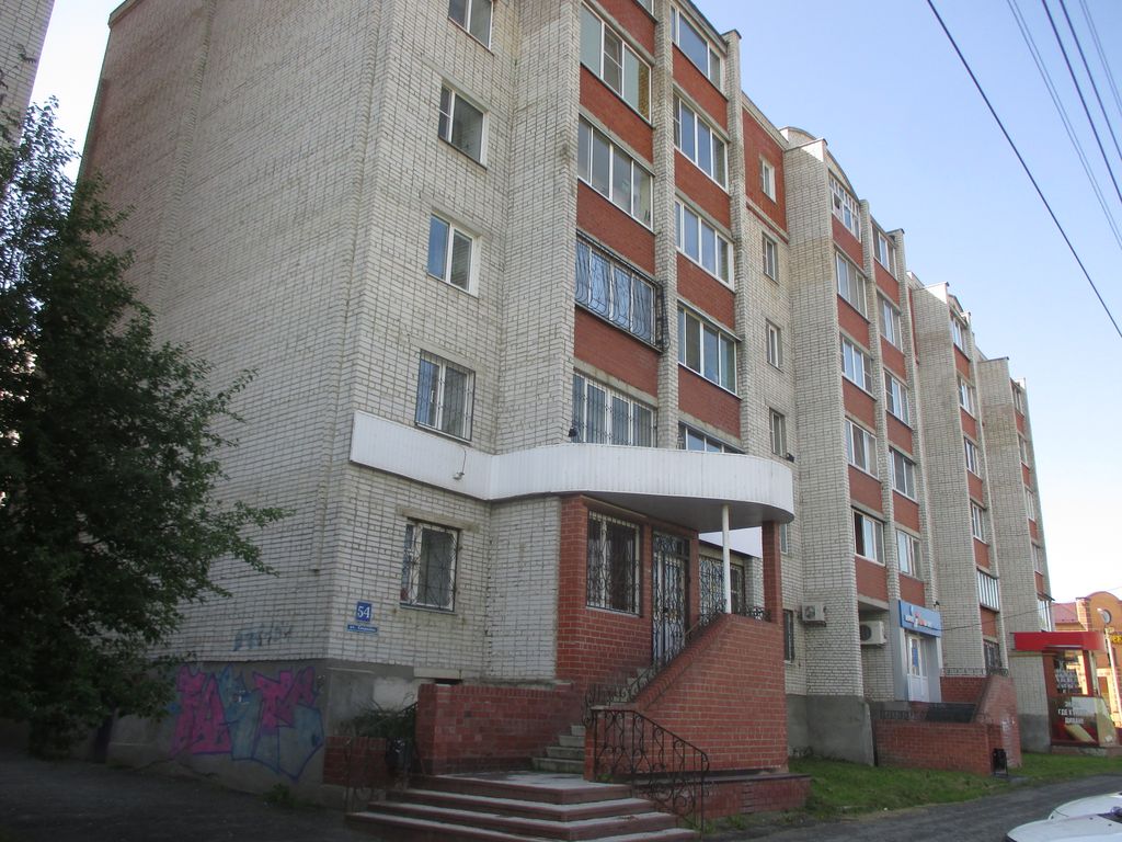 обл. Курганская, г. Шадринск, ул. Свердлова, д. 54-фасад здания