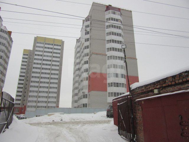 край. Алтайский, г. Барнаул, ул. Шевченко, д. 144 А-фасад здания