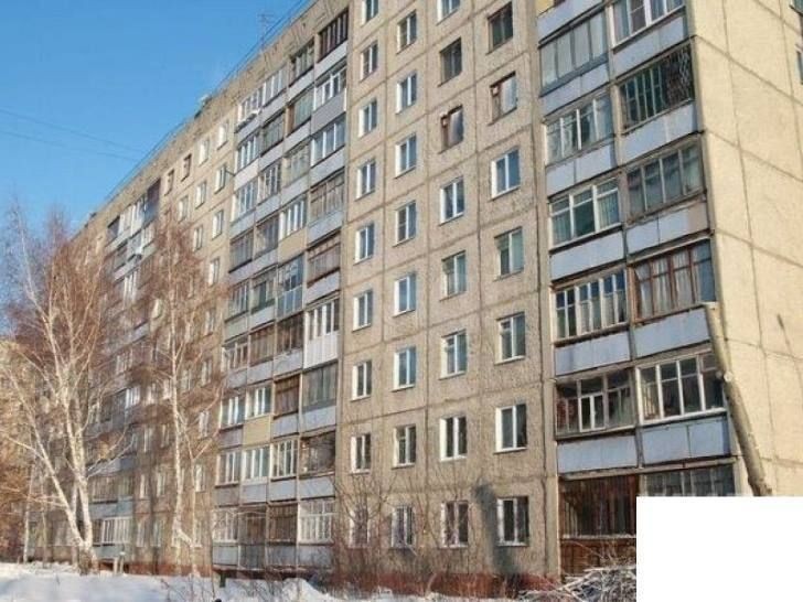 край. Алтайский, г. Барнаул, ул. Шукшина, д. 1-фасад здания