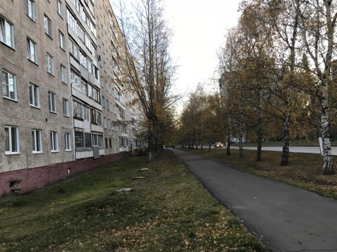 край. Алтайский, г. Барнаул, ул. Шукшина, д. 1-фасад здания