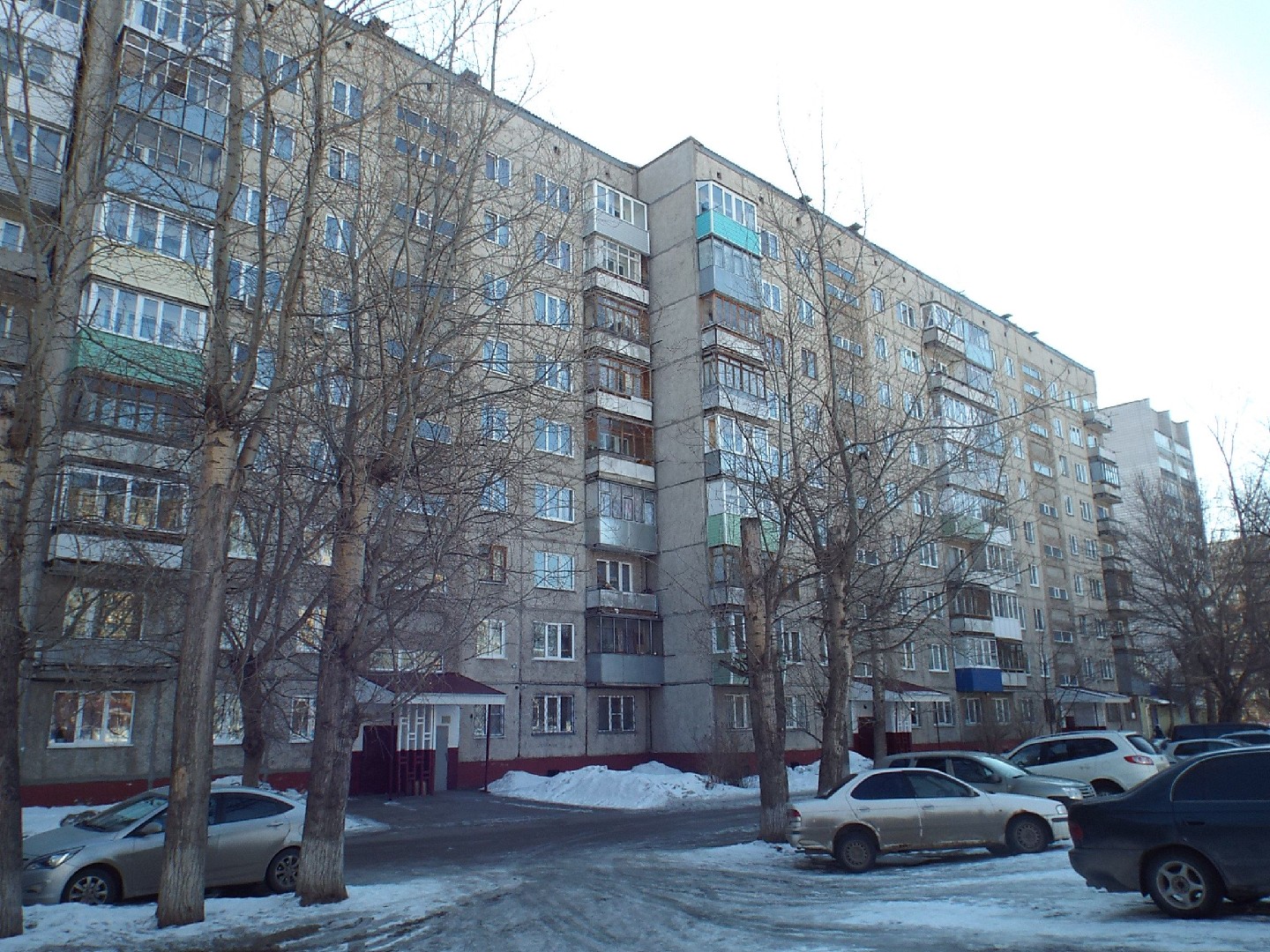 край. Алтайский, г. Барнаул, ул. Шукшина, д. 2-фасад здания