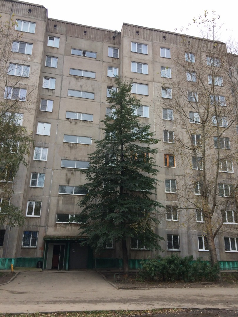 край. Алтайский, г. Барнаул, ул. Шукшина, д. 8-фасад здания