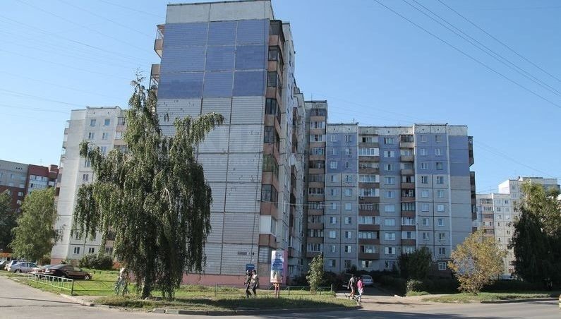 край. Алтайский, г. Барнаул, ул. Шумакова, д. 14-фасад здания