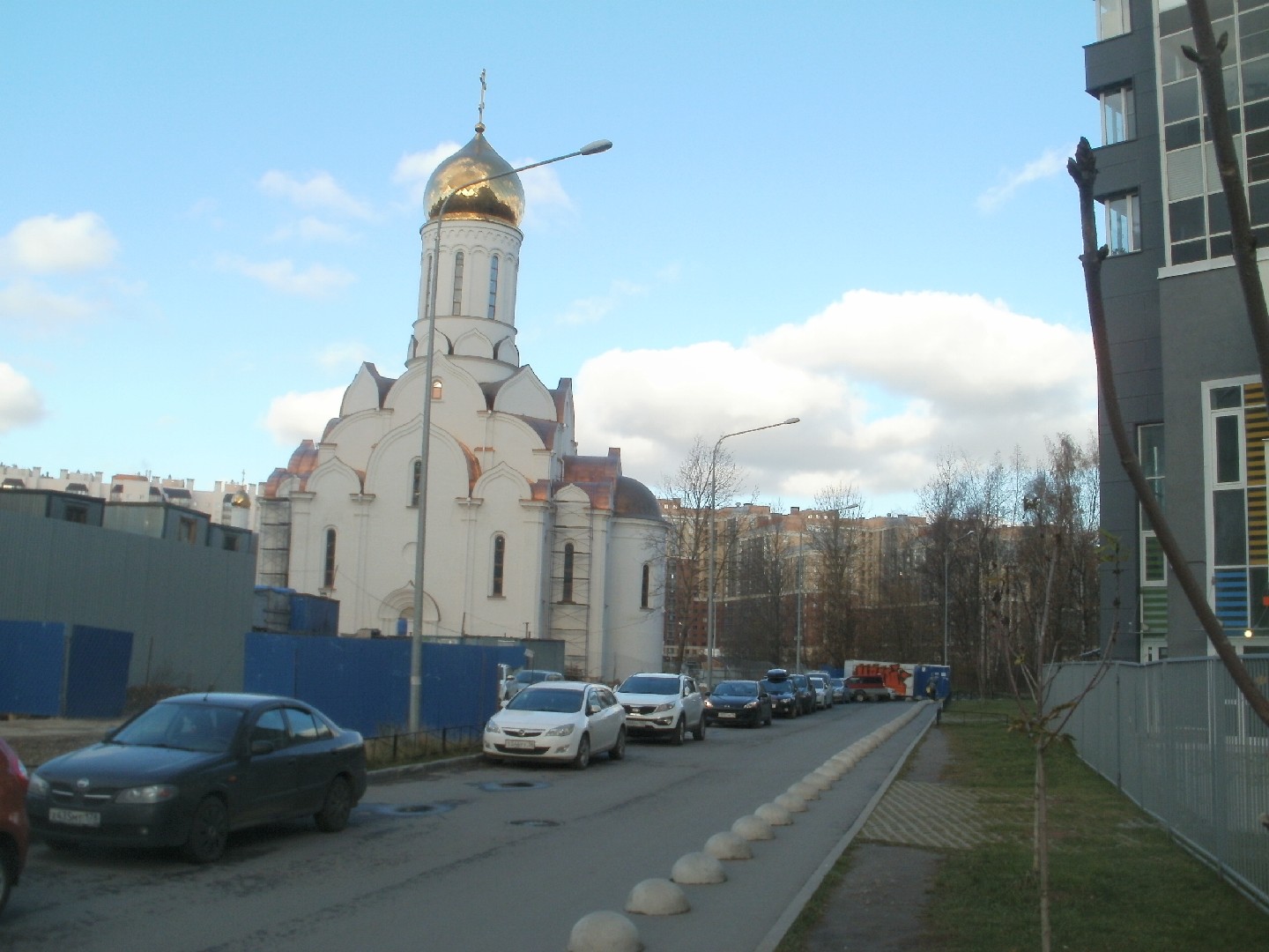 обл. Ленинградская, р-н. Всеволожский, д. Кудрово, пр-кт. Европейский, д. 21, к. 1-придомовая территория