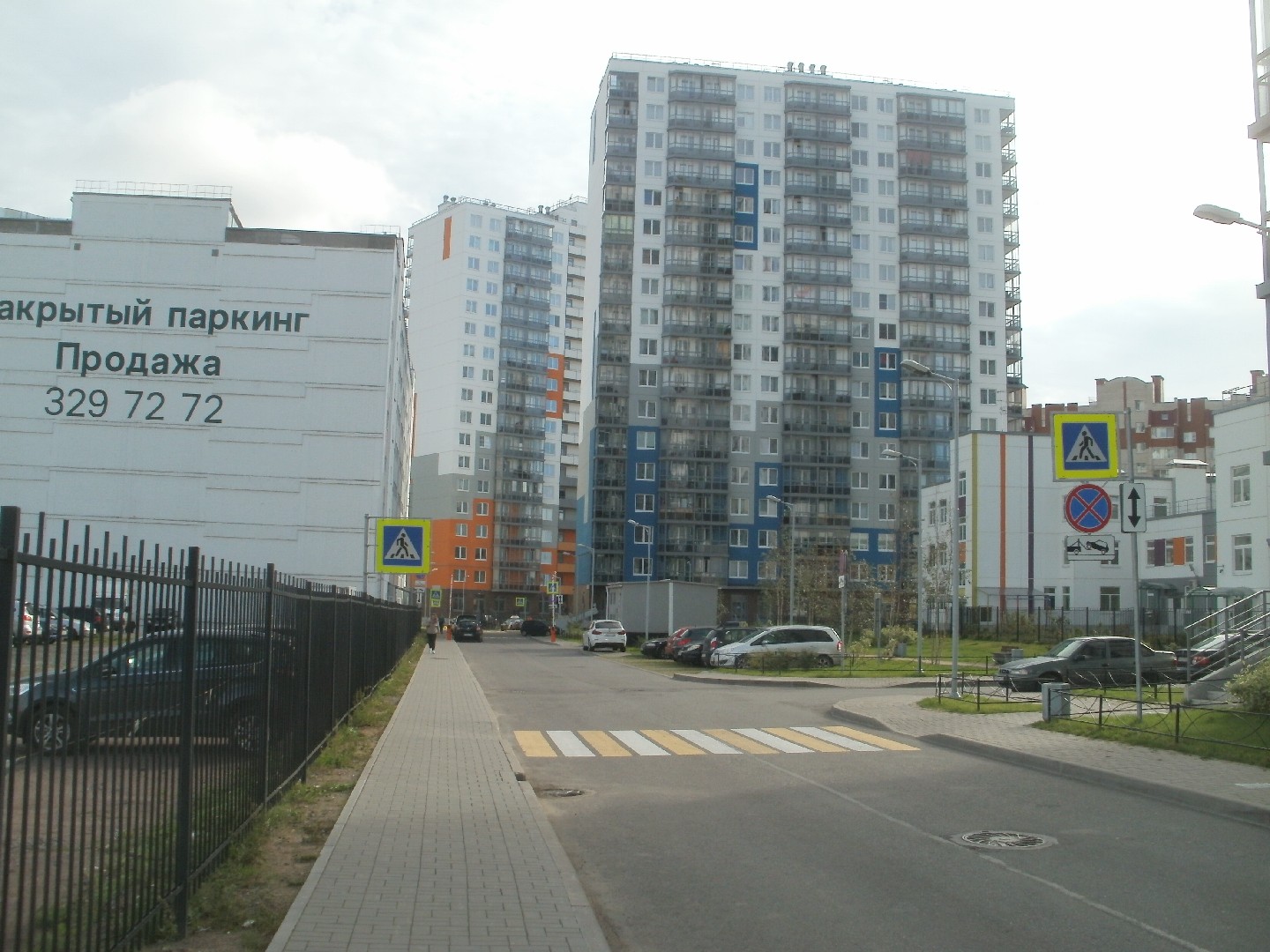 обл. Ленинградская, р-н. Всеволожский, п. Мурино, пр-д. Скандинавский, д. 2-придомовая территория