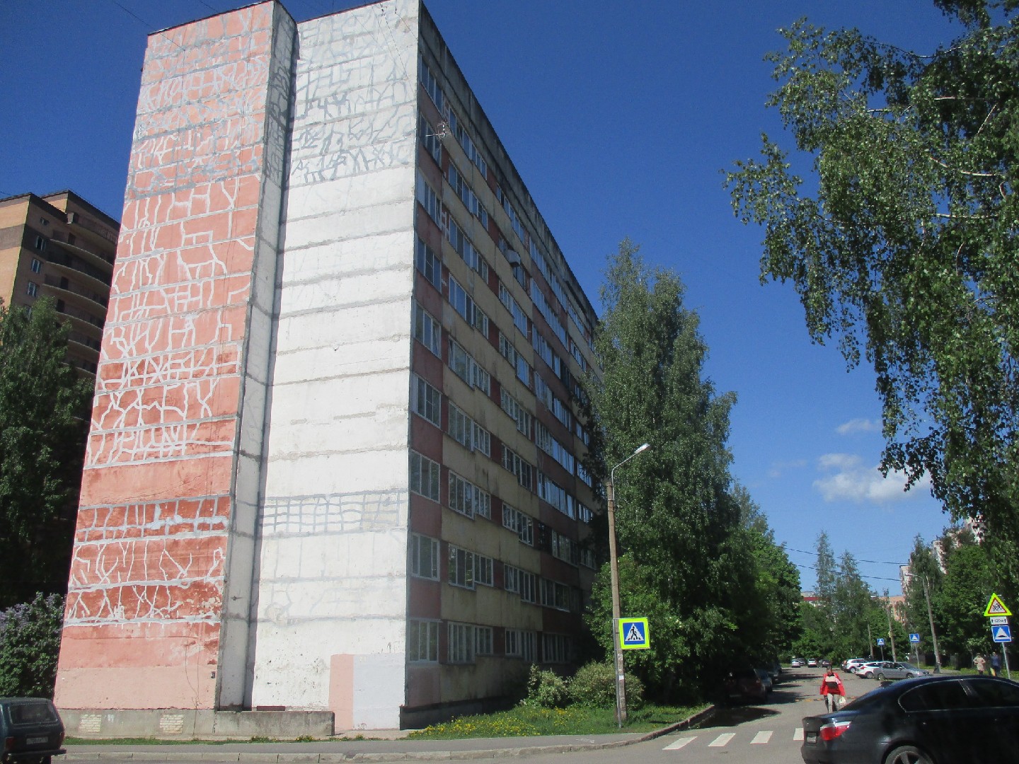 обл. Ленинградская, р-н. Всеволожский, г. Сертолово, ул. Молодцова, д. 1-фасад здания