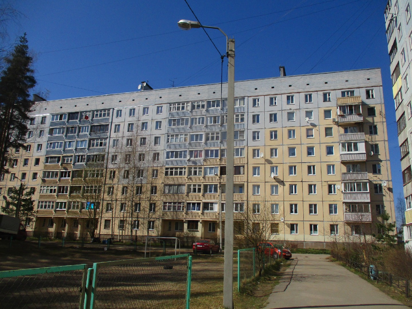 обл. Ленинградская, р-н. Всеволожский, г. Сертолово, ул. Центральная, д. 8, к. 2-фасад здания