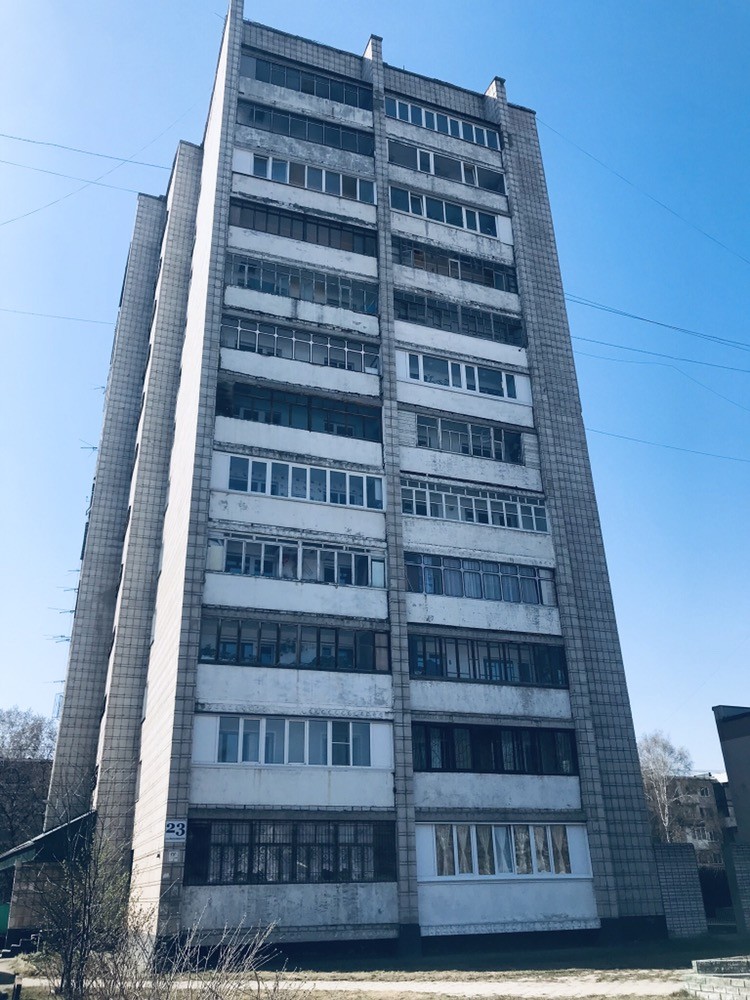 край. Алтайский, г. Барнаул, ул. Энтузиастов, д. 23-фасад здания