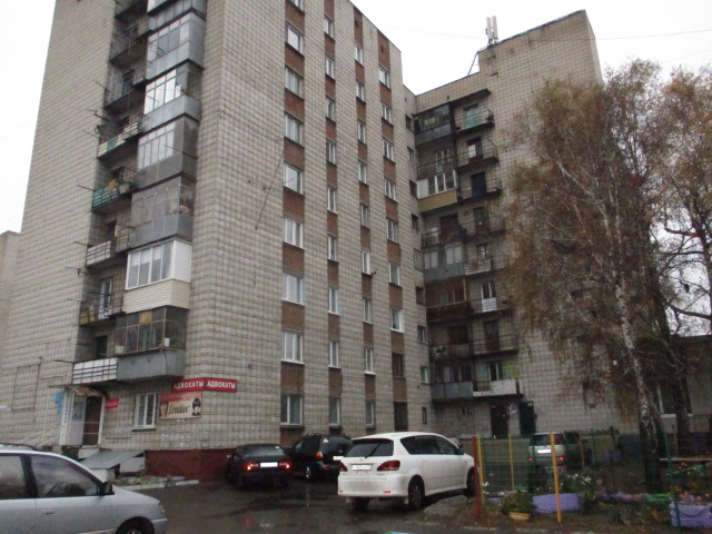 край. Алтайский, г. Барнаул, ул. Юрина, д. 190-фасад здания