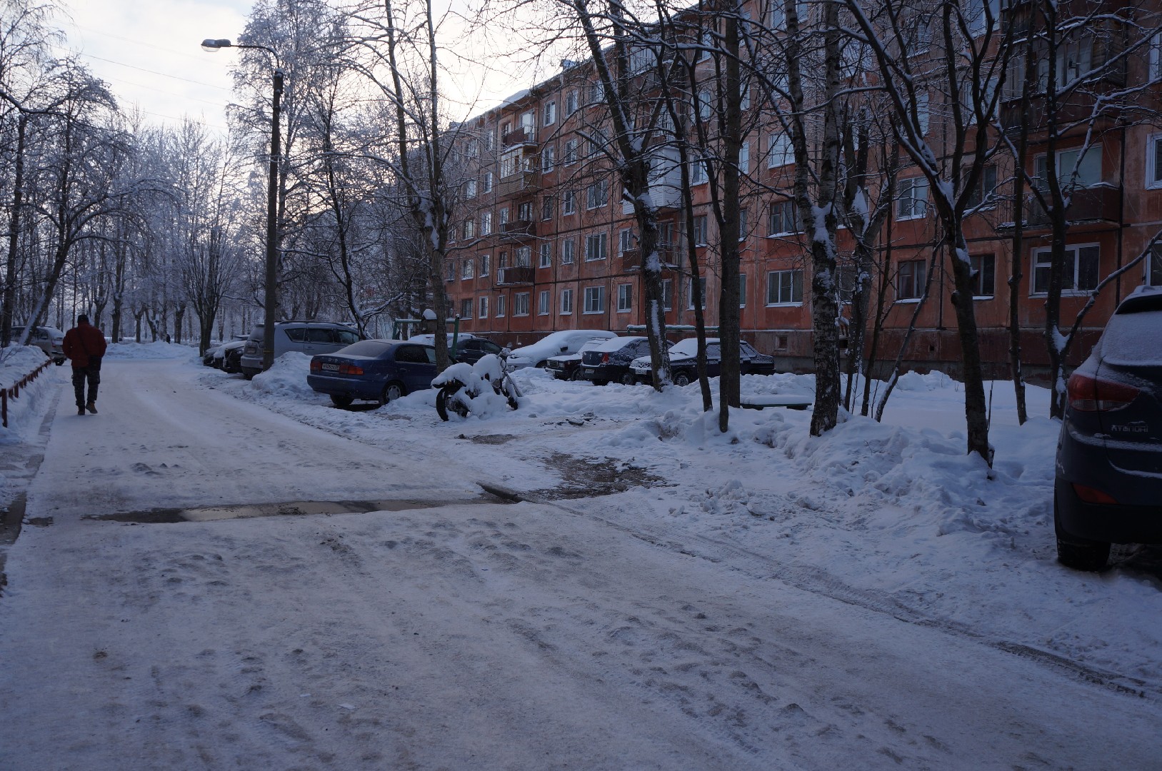 обл. Архангельская, г. Северодвинск, ул. Ломоносова, д. 82-вход снаружи