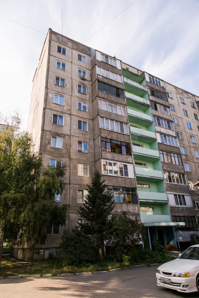 край. Алтайский, г. Барнаул, ул. Юрина, д. 309-фасад здания