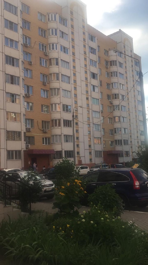 обл. Московская, г. Балашиха, ул. Карбышева, д. 1-фасад здания