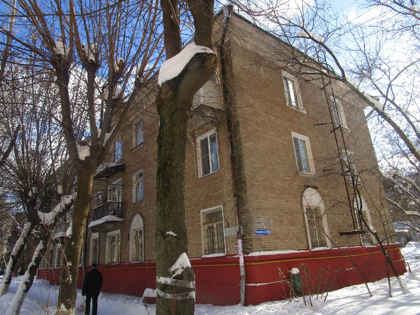 обл. Московская, г. Балашиха, ул. Некрасова, д. 9-фасад здания