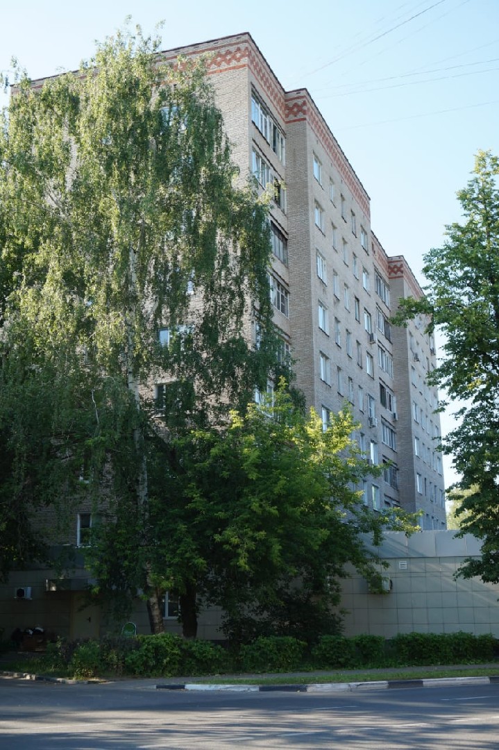 обл. Московская, г. Балашиха, ул. Советская, д. 21-фасад здания