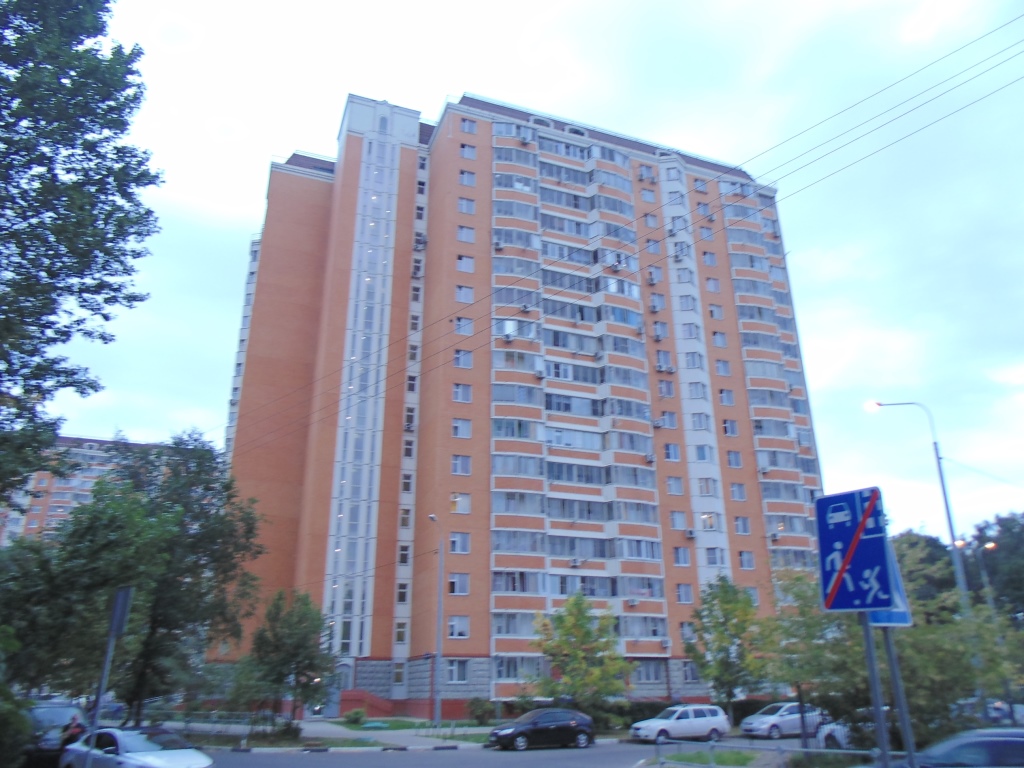 обл. Московская, г. Балашиха, ул. Твардовского, д. 10-фасад здания