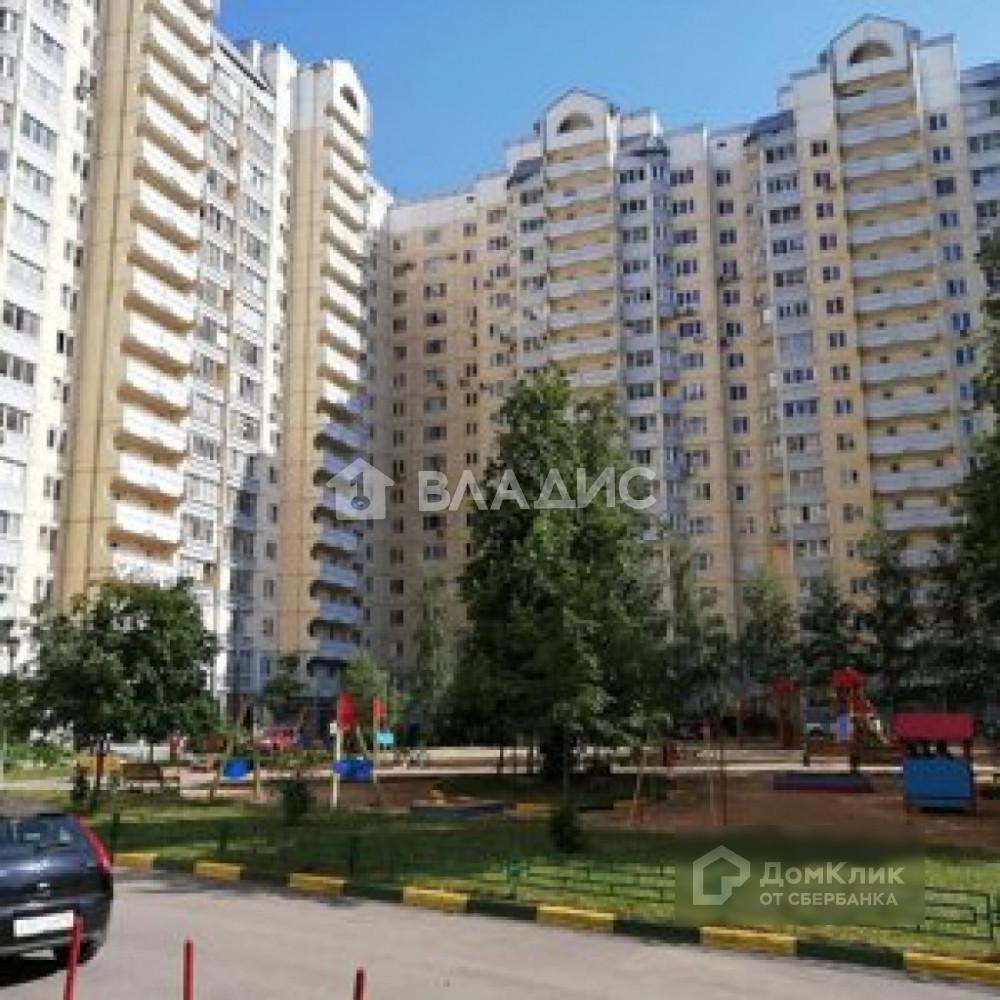 обл. Московская, г. Долгопрудный, ул. Парковая, д. 32а-фасад здания