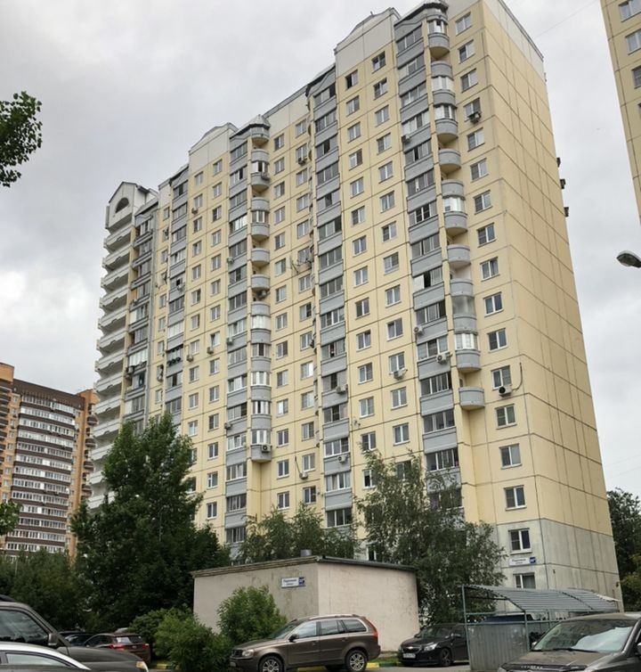 обл. Московская, г. Долгопрудный, ул. Парковая, д. 32а-фасад здания