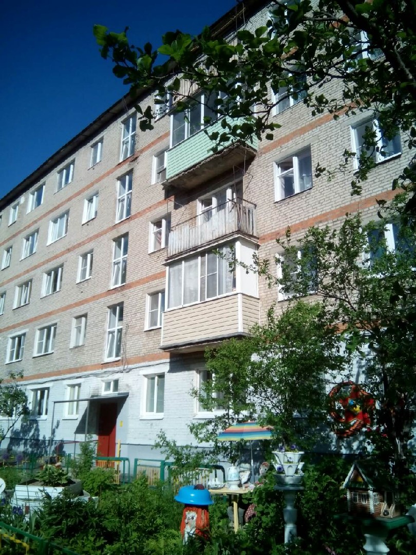 обл. Московская, г. Коломна, ул. Гагарина, д. 64-фасад здания