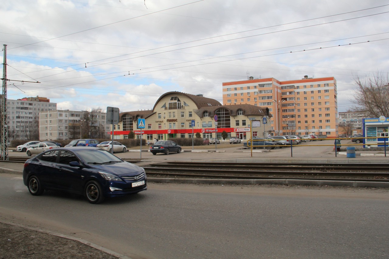 обл. Московская, г. Коломна, ул. Зеленая, д. 14-придомовая территория