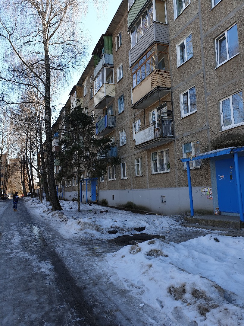 обл. Московская, г. Коломна, ул. Макеева, д. 2-фасад здания