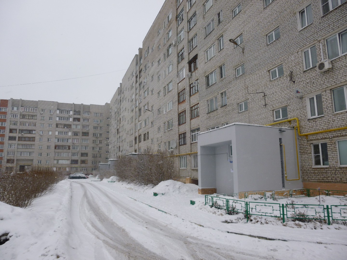 обл. Московская, г. Коломна, ул. Полянская, д. 25-фасад здания