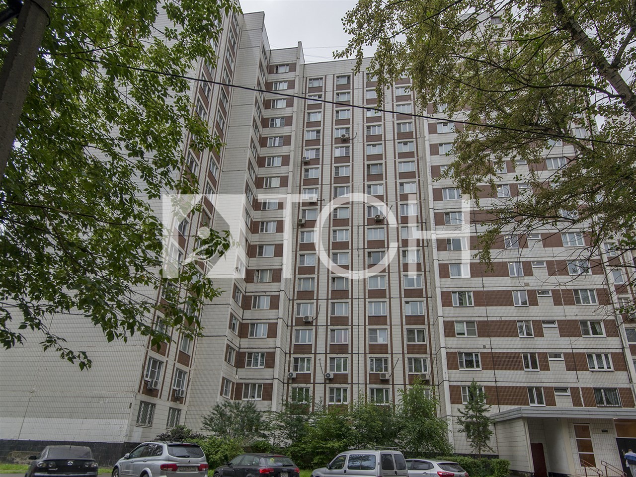 обл. Московская, г. Королев, ул. Суворова, д. 17-фасад здания