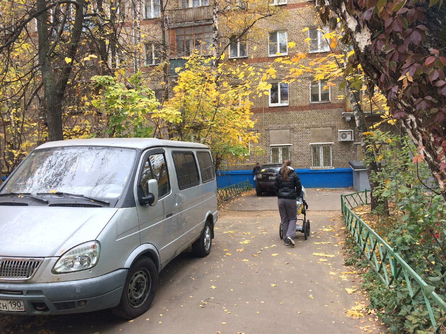 обл. Московская, р-н. Люберецкий, г. Люберцы, пр-кт. Октябрьский, д. 36-придомовая территория