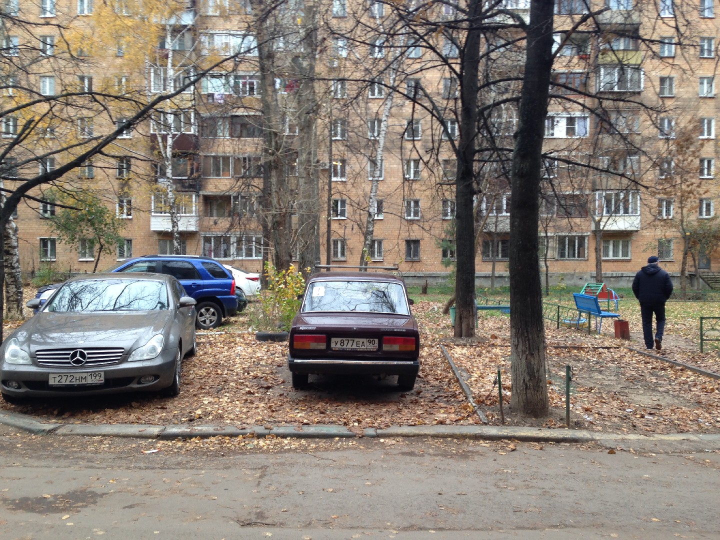 обл. Московская, р-н. Одинцовский, г. Одинцово, ул. Вокзальная, д. 7-придомовая территория