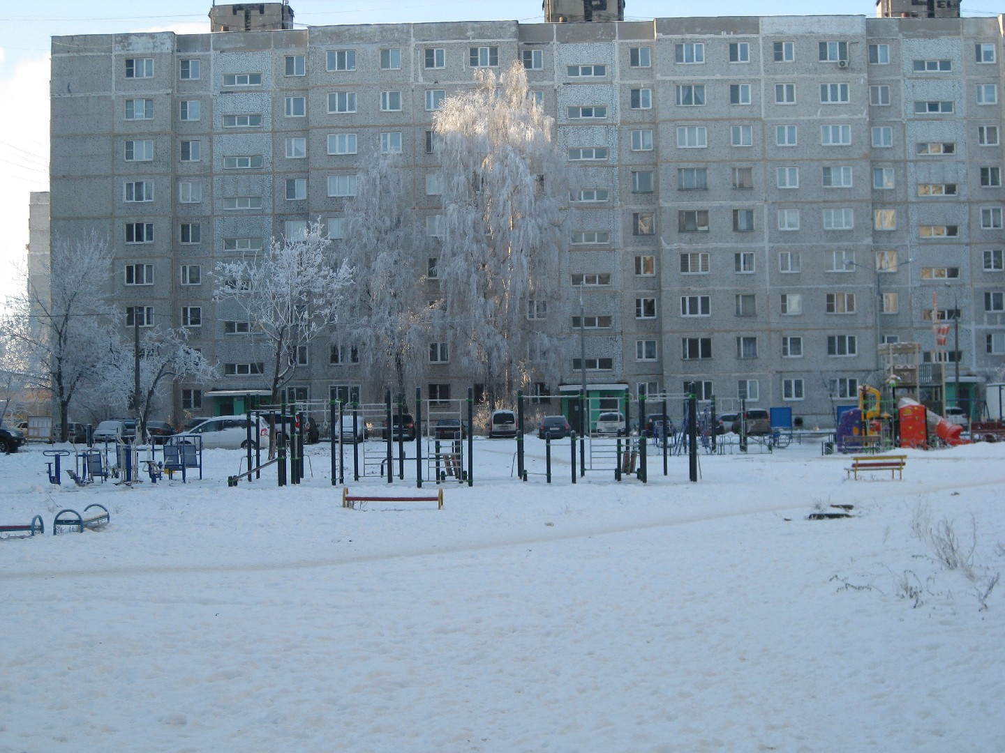 обл. Московская, г. Орехово-Зуево, ул. Урицкого, д. 43-придомовая территория