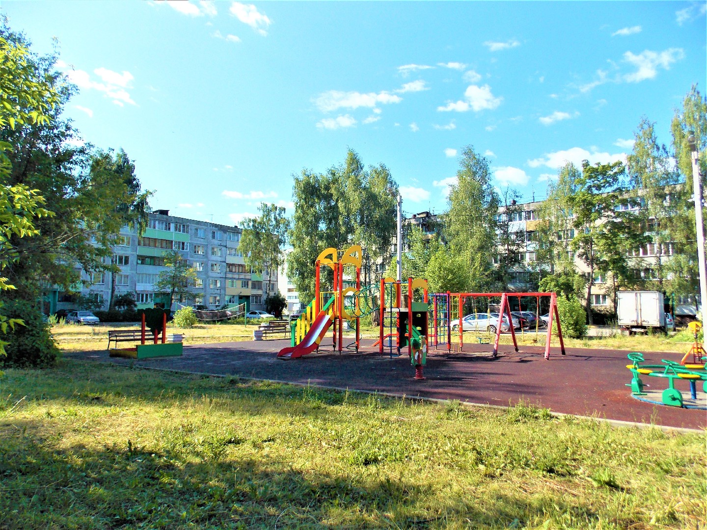 обл. Московская, р-н. Павлово-Посадский, г. Павловский Посад, ул. Кузьмина, д. 36-придомовая территория