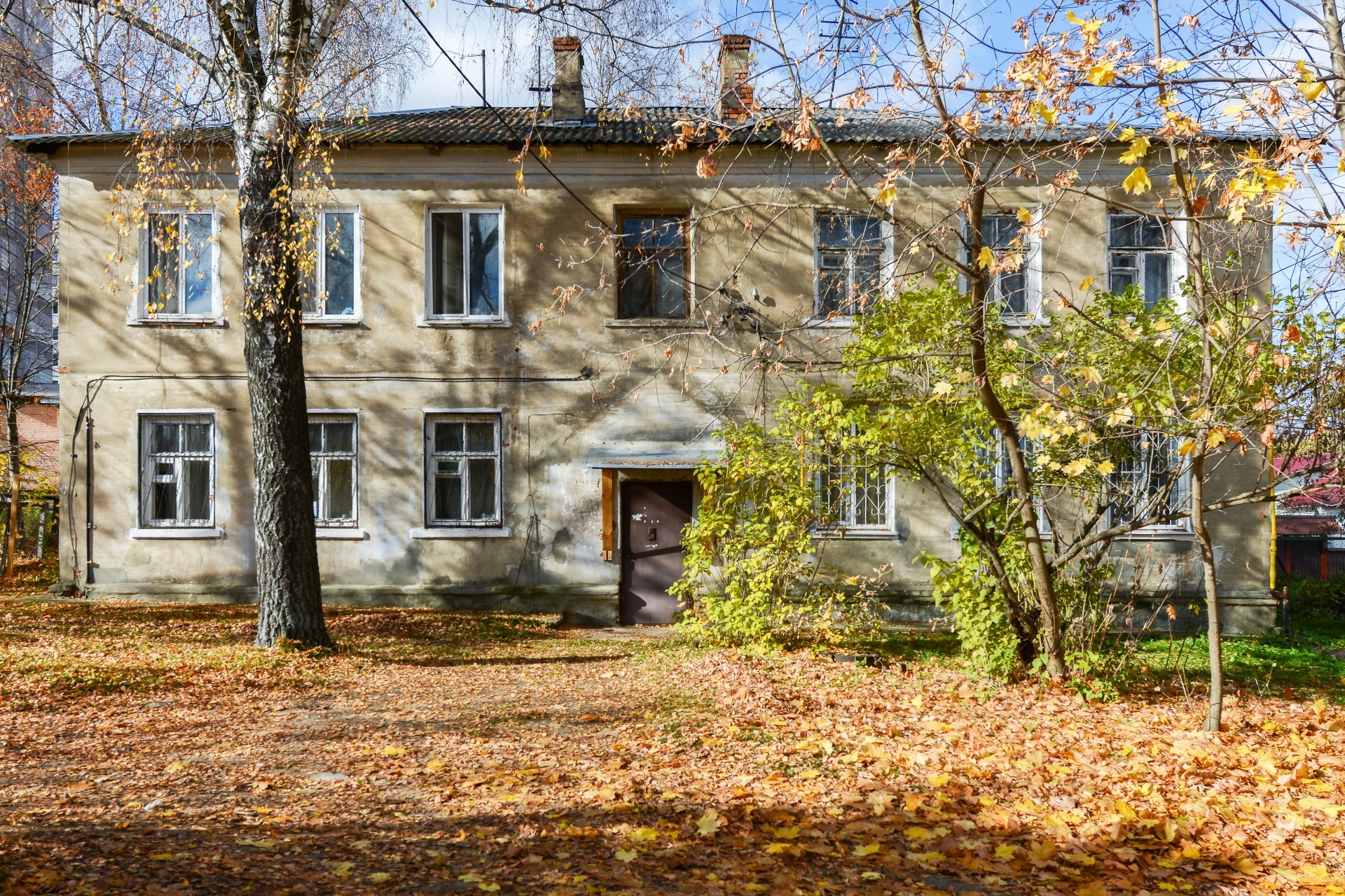 обл. Московская, р-н. Павлово-Посадский, г. Павловский Посад, ул. Разина, д. 2-фасад здания