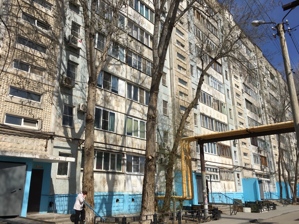 обл. Астраханская, г. Астрахань, ул. Адмирала Нахимова, д. 125-фасад здания
