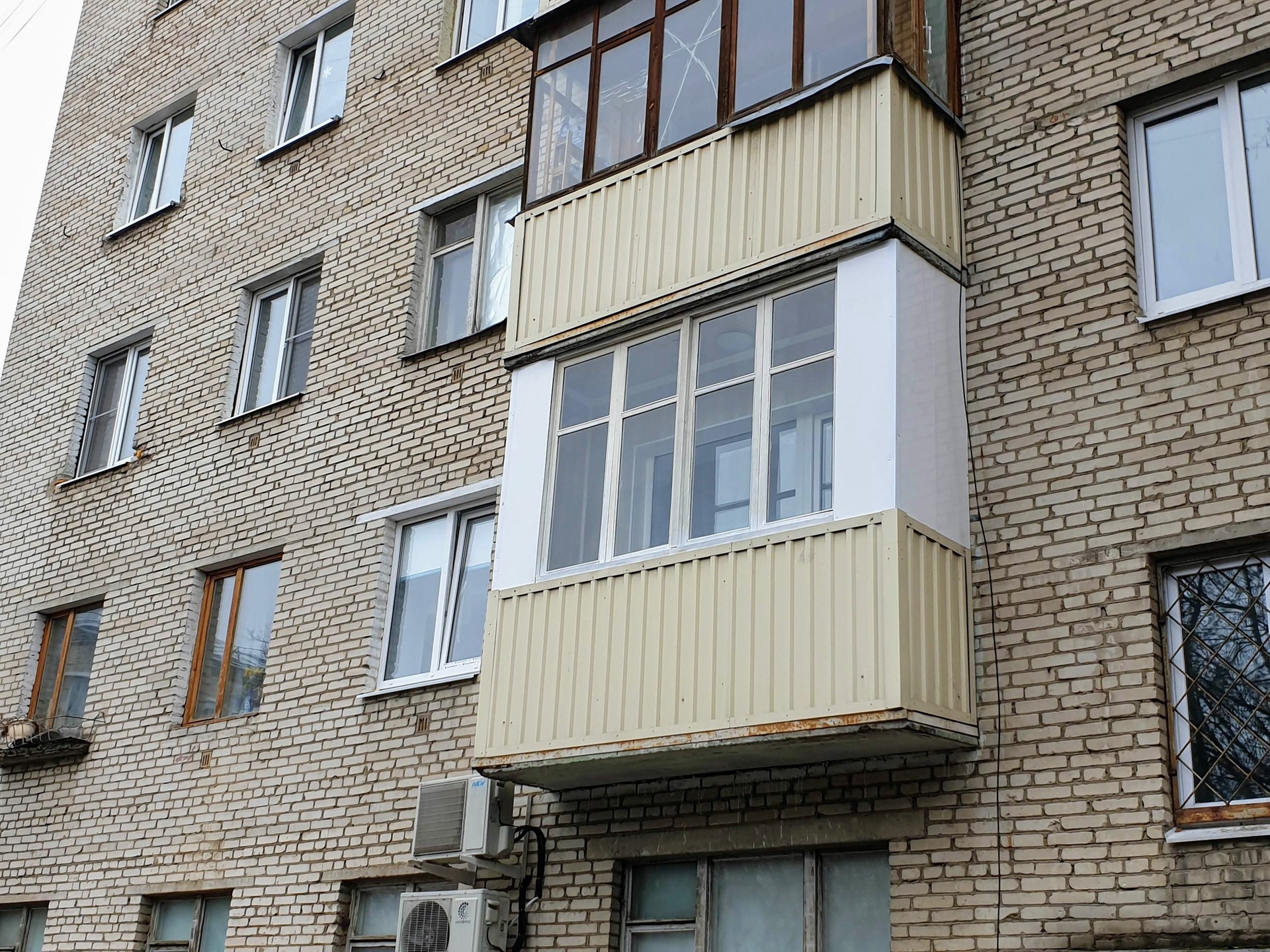 обл. Московская, г. Подольск, ул. Свердлова, д. 29-фасад здания