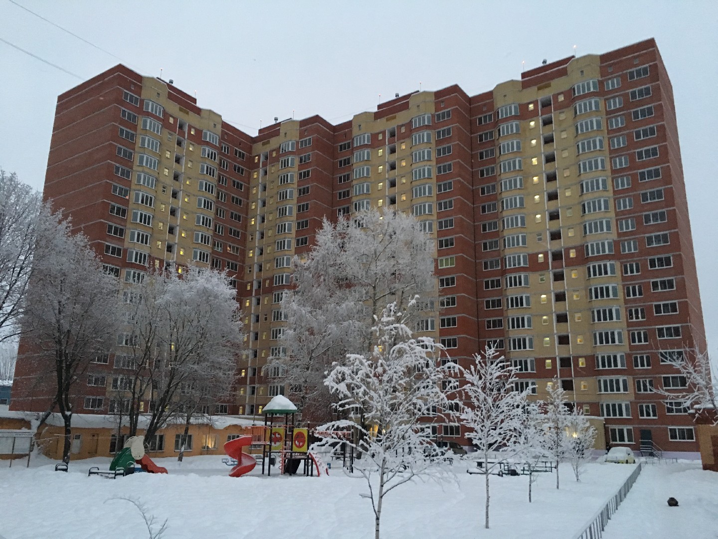 обл. Московская, р-н. Сергиево-Посадский, г. Сергиев Посад, ш. Московское, д. 7, к. 3-фасад здания