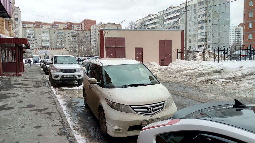 обл. Московская, р-н. Сергиево-Посадский, г. Сергиев Посад, ул. Осипенко, д. 6-придомовая территория