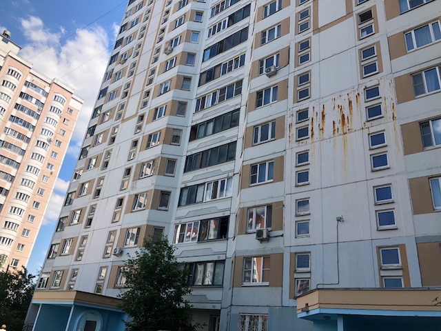 обл. Московская, г. Серпухов, ул. Юбилейная, д. 17-фасад здания