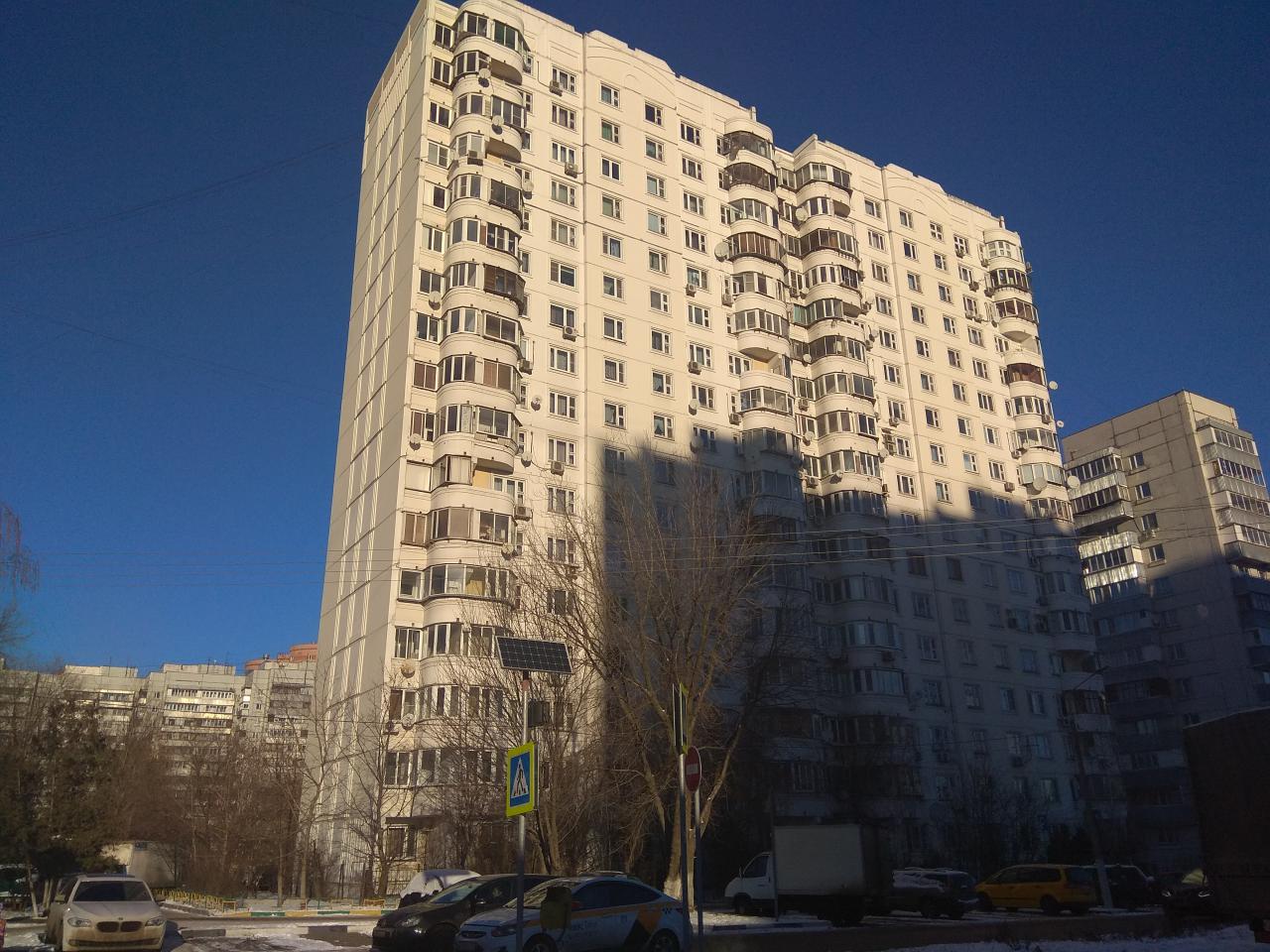 обл. Московская, г. Химки, ул. Бабакина, д. 2б-фасад здания
