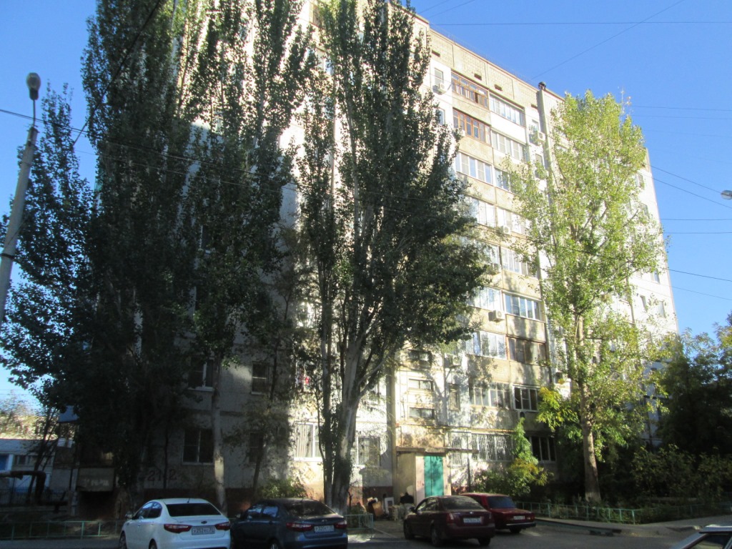 обл. Астраханская, г. Астрахань, ул. Кубанская, д. 21, к. 2-фасад здания