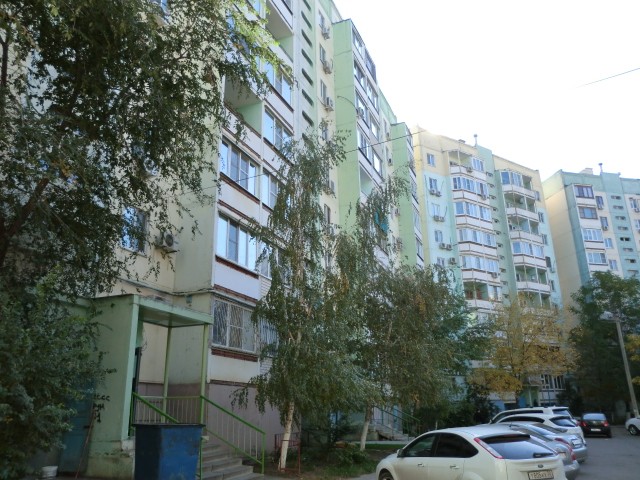 обл. Астраханская, г. Астрахань, ул. Куликова, д. 36, к. 3-фасад здания