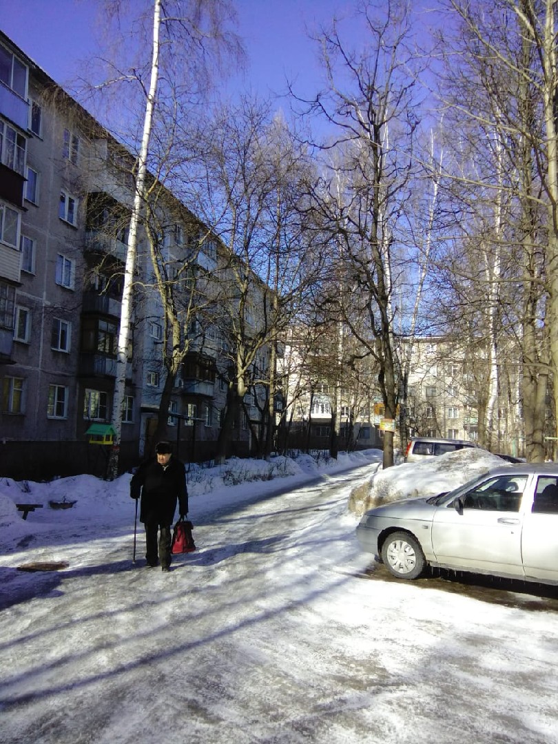 обл. Московская, г. Электросталь, ул. Западная, д. 21-придомовая территория