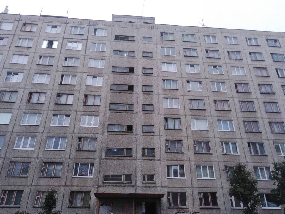 обл. Мурманская, г. Мурманск, ул. Баумана, д. 5-фасад здания