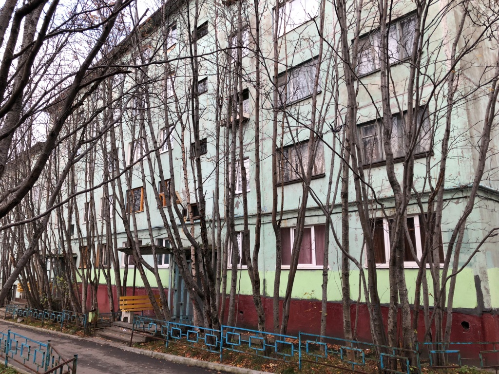 обл. Мурманская, г. Мурманск, ул. Миронова, д. 6-фасад здания