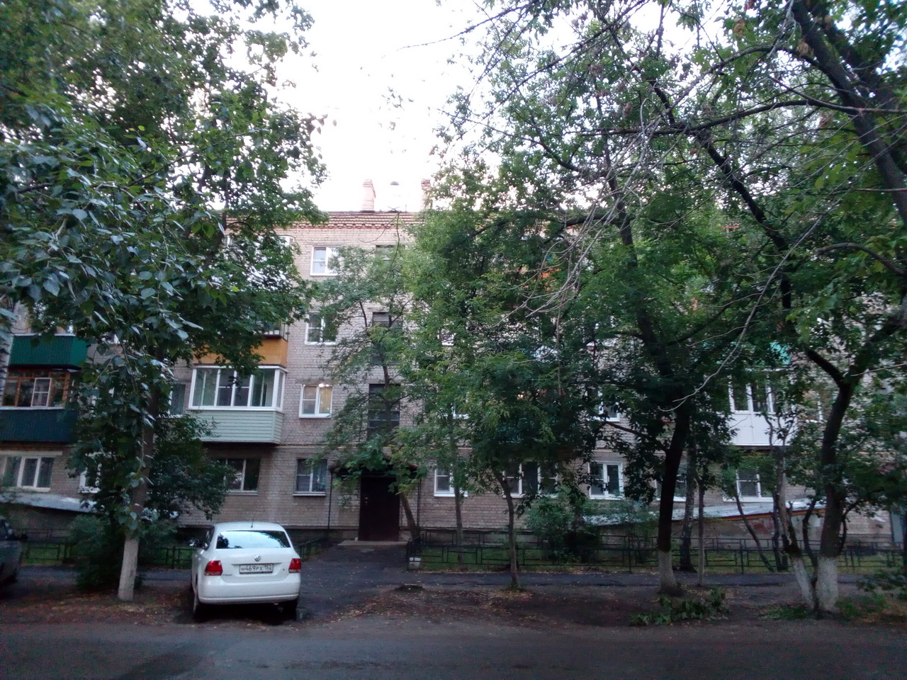 обл. Нижегородская, г. Бор, ул. В.Котика, д. 9-фасад здания