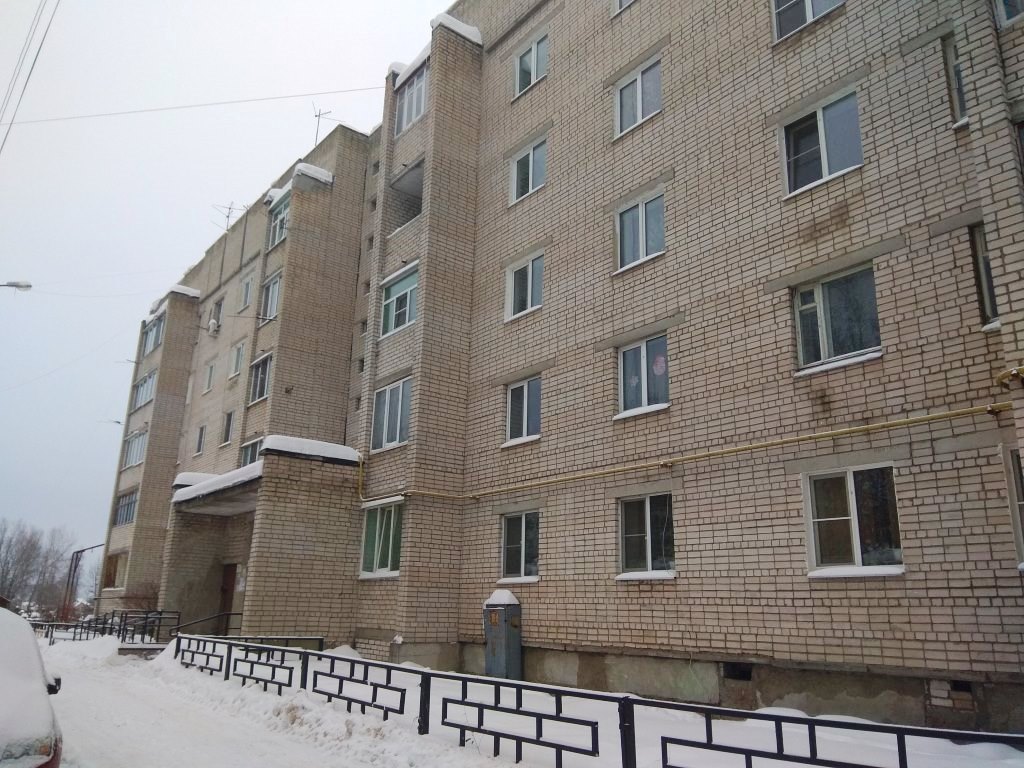 обл. Нижегородская, г. Бор, ул. Луначарского, д. 197-фасад здания