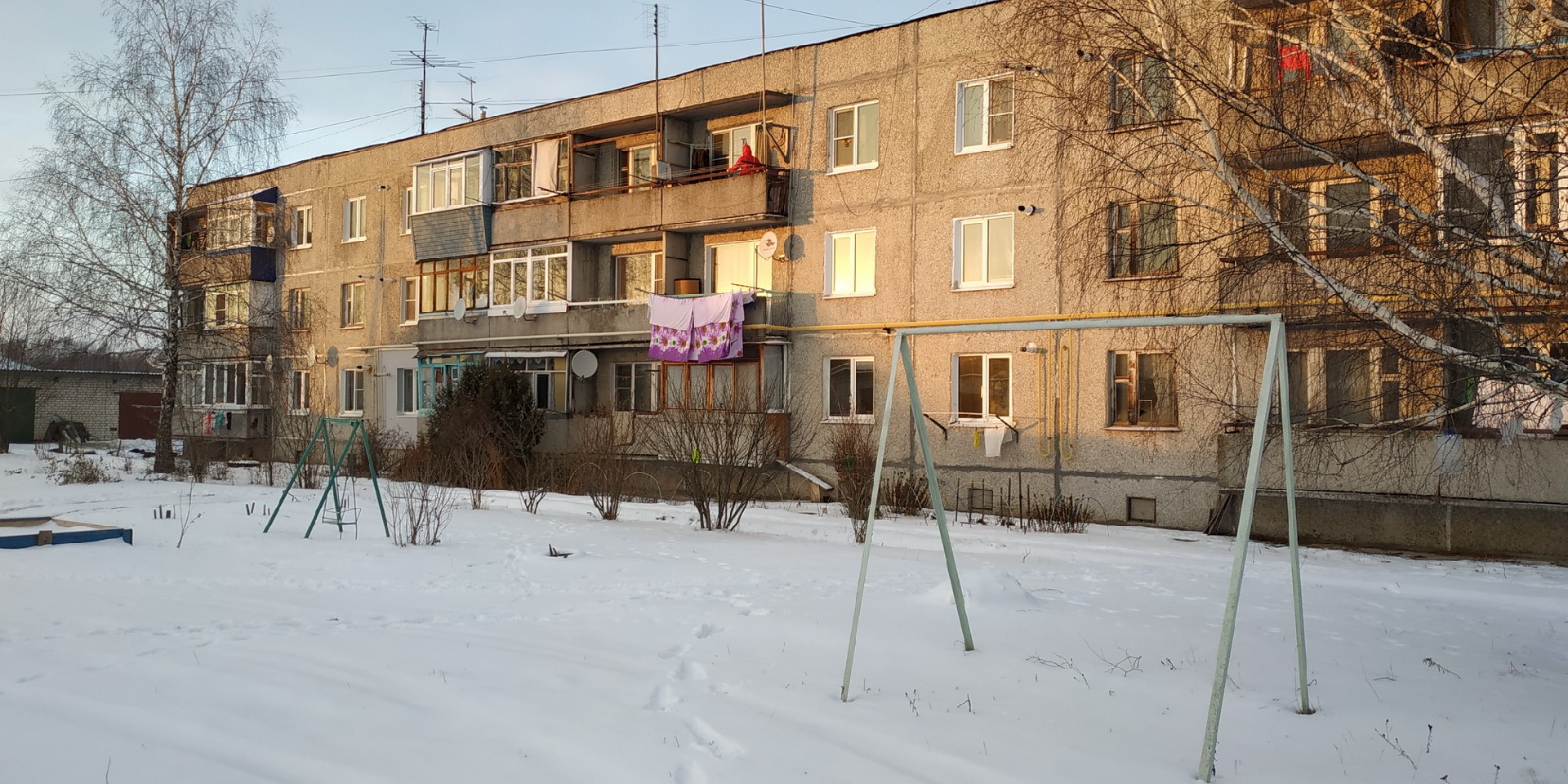 обл. Нижегородская, р-н. Городецкий, с. Смольки (Смольковский с/с), ул. Новая, д. 9-фасад здания