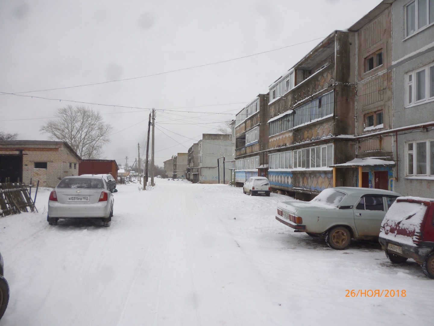 обл. Нижегородская, р-н. Дальнеконстантиновский, п. Дубрава, ул. Молодежная, д. 8-придомовая территория