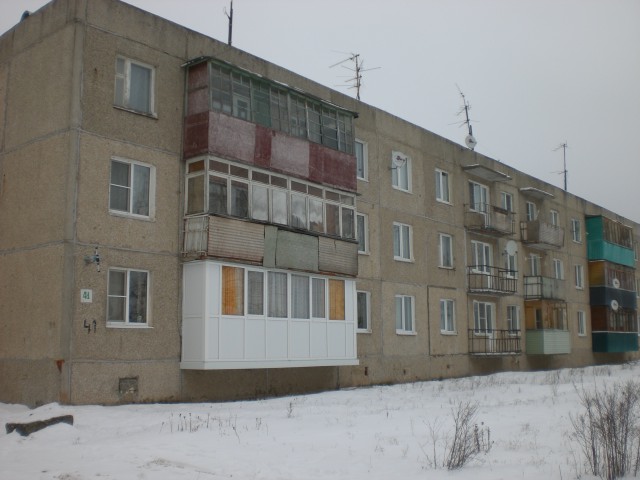 обл. Нижегородская, р-н. Дальнеконстантиновский, п. Нижегородец, ул. Зеленая, д. 41-фасад здания