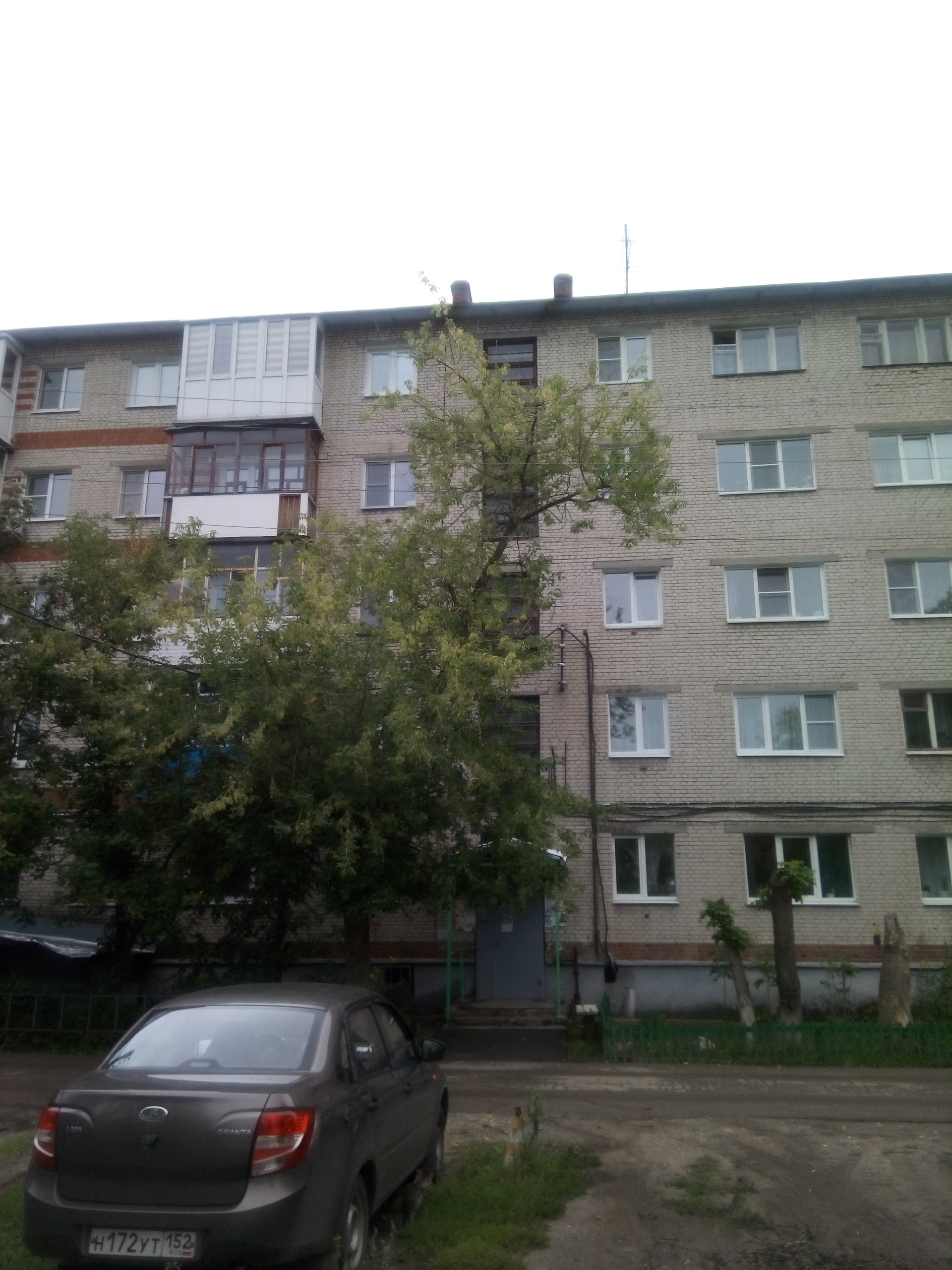 обл. Нижегородская, г. Дзержинск, ул. Пирогова, д. 37-фасад здания
